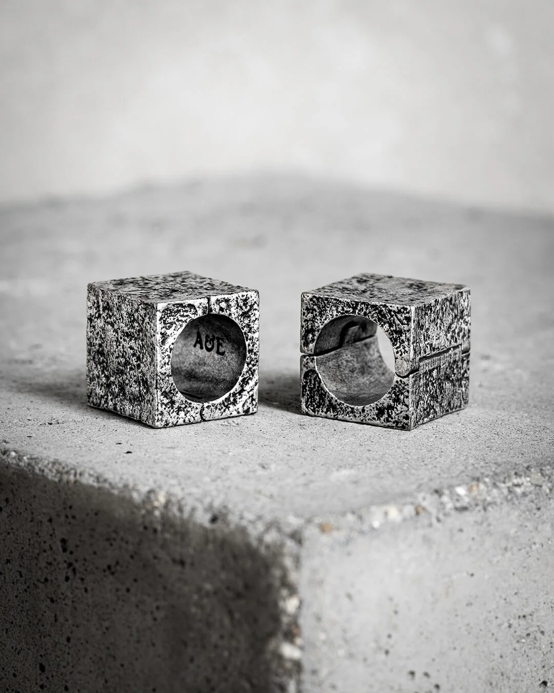 Drax Cube Hangers - Image 12